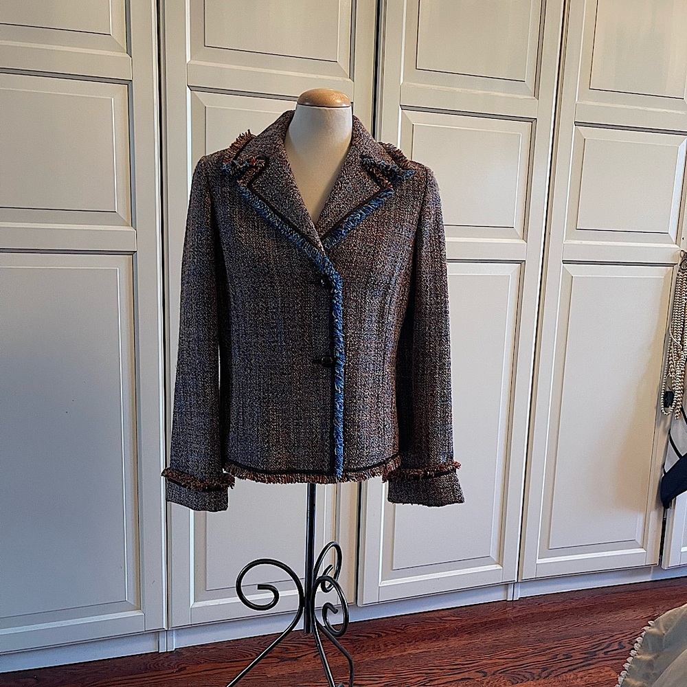 Ladies MISSONI tweed blue/ brown jacket size IT46, fits like size 8. Like new!
